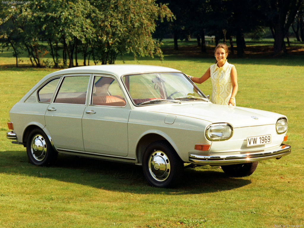 NEKO HISTORIC CAR BOOK 4 【 VOLKSWAGEN  】 715TKjVThFL._UF350,350_QL50_.jpg