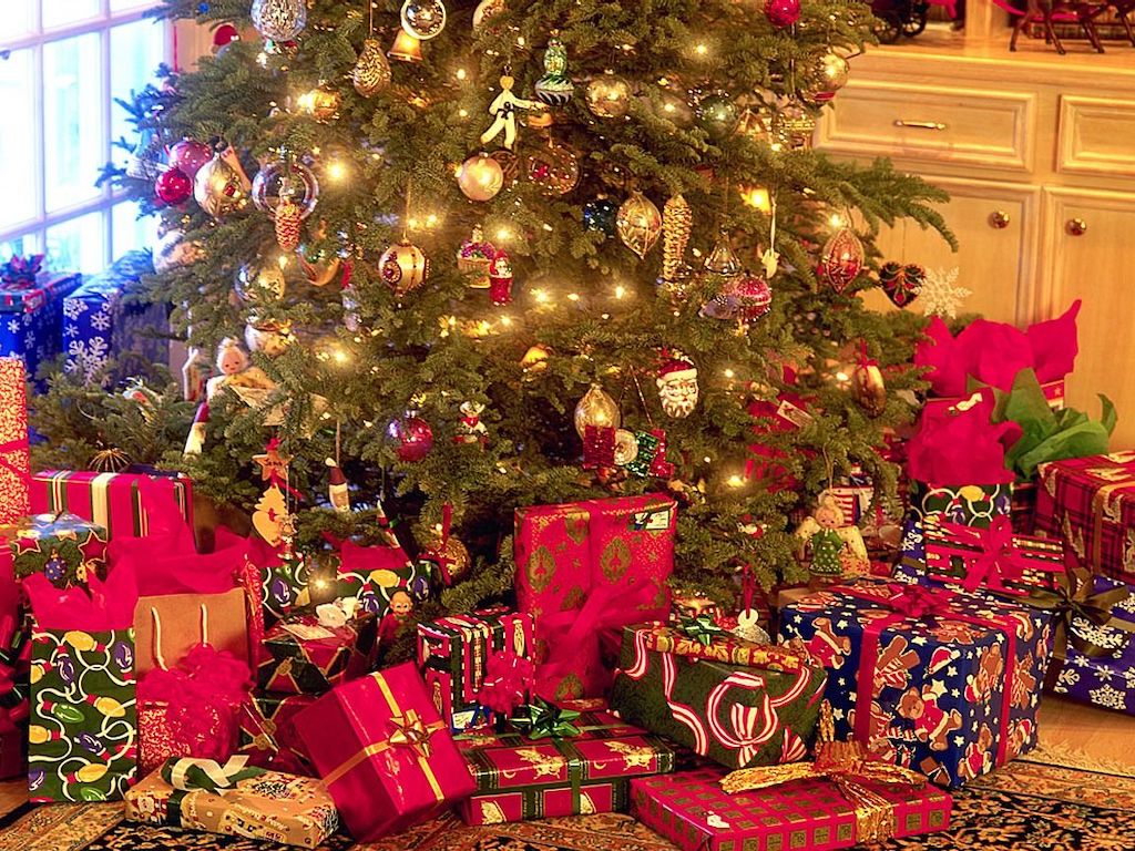 https://viaretro.com/wp-content/uploads/2018/12/xmas.jpg