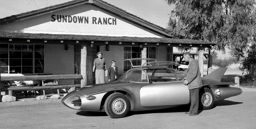 3-1956 General Motors gas turbine Firebird II | ViaRETRO