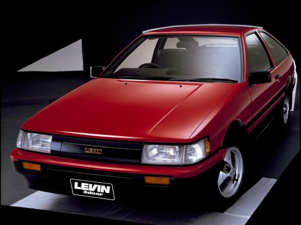 Toyota Corolla Levin GT-Apex (AE86) | ViaRETRO